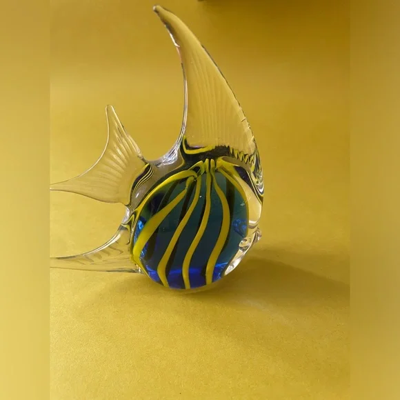 Glass Fish Figurine with Yellow and Blue Stripes - Picture 4 of 9
